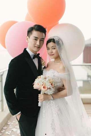 女明星结婚当天造型,女明星结婚当天的绝美造型揭秘