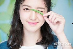 苹果拍广告明星,明星风采闪耀科技魅力