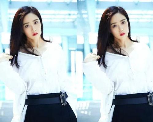 明星白衬衣大片,明星白衬衣大片，演绎简约时尚魅力