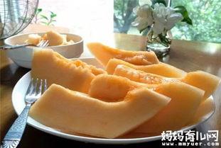 宝宝吃哈密瓜上火,宝宝食用需谨慎，预防上火有妙招
