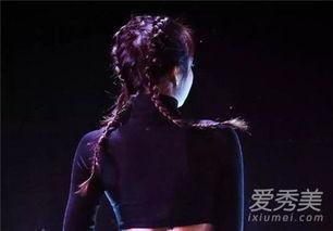 网红双马尾怎么编的,轻松打造时尚魅力发型
